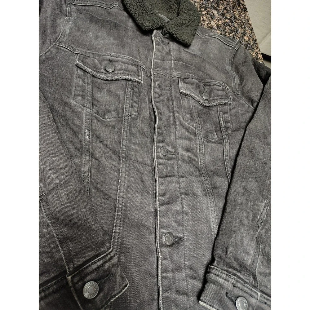 Hollister Mens Epic Flex Sherpa Lined Denim Trucker Jacket Faded Black Y2K M